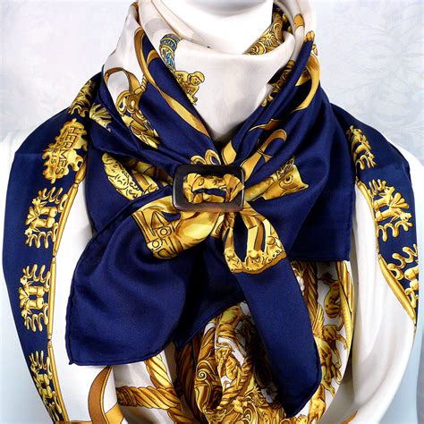 where cani get hermes look scarves in paris